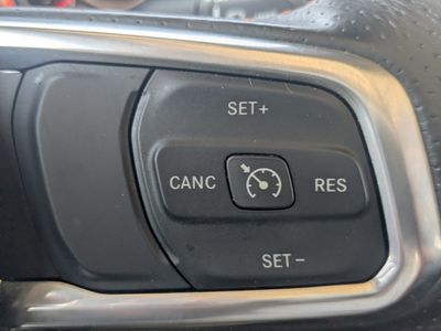 2022 Jeep Gladiator — photo 35 view