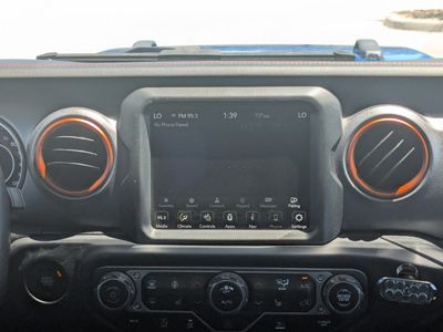 2022 Jeep Gladiator — photo 21 view