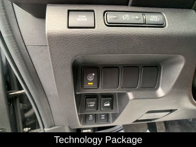 2024 Nissan Frontier PRO-4X — photo 14 view