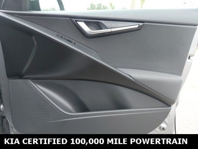 2024 Kia Niro - Photo 22