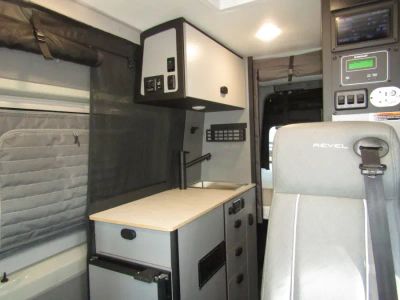2025 Winnebago REVEL - Photo 5