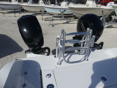 2026 Twin Vee 240 STX - Photo 5