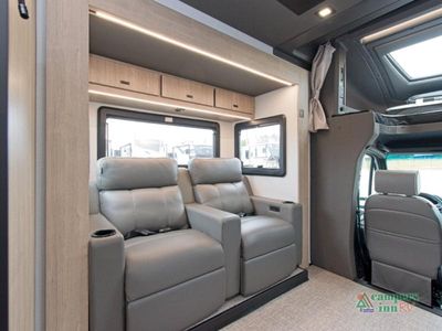 2026 Grand Design Lineage Series M - Photo 13