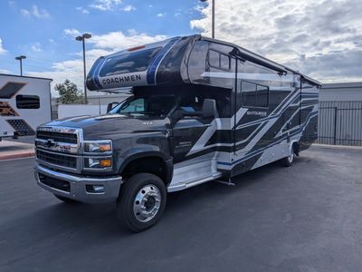 2026 Coachmen Entourage — photo 22 view
