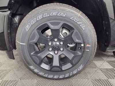 2026 Ram 1500 — photo 8 view