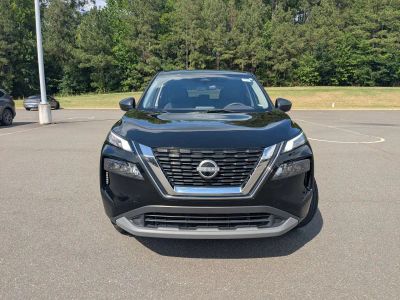 2023 Nissan Rogue — side profile view