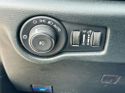 2025 Chrysler Pacifica - Photo 32