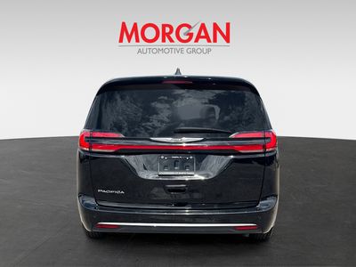 2025 Chrysler Pacifica - Photo 4