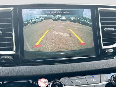 2025 Chrysler Pacifica - Photo 30