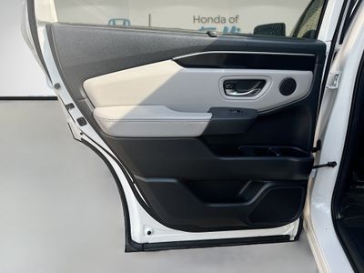 2023 Honda Pilot — photo 26 view
