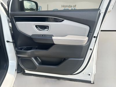 2023 Honda Pilot — photo 34 view