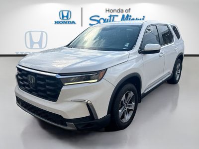 2023 Honda Pilot — rear three-quarter view