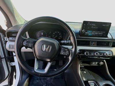 2023 Honda Pilot — photo 10 view