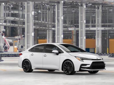 2026 Toyota Corolla Hybrid - Photo 16