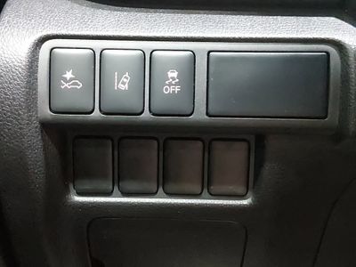 2025 Mitsubishi Eclipse Cross — photo 13 view