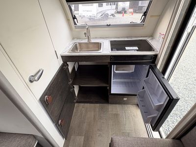 2021 nuCamp TAB 320 S — photo 9 view