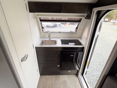 2021 nuCamp TAB 320 S — photo 8 view