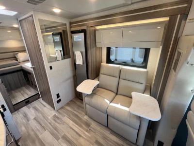 2026 Thor Motor Coach DELANO - Photo 14