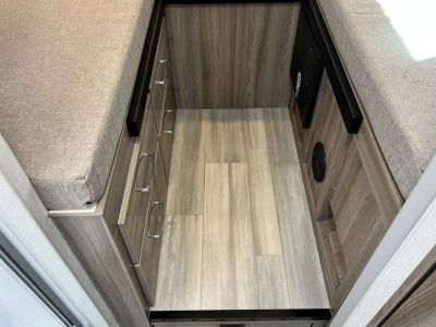 2026 Thor Motor Coach DELANO - Photo 23