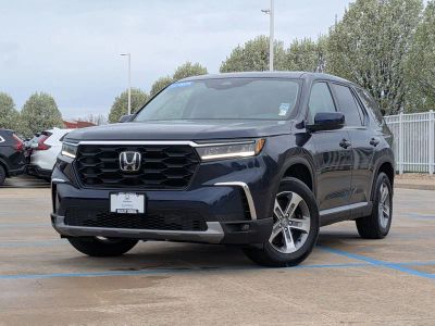 2025 Honda Pilot - Photo 2
