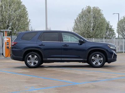 2025 Honda Pilot - Photo 5