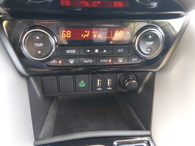 2024 Mitsubishi Eclipse Cross - Photo 13