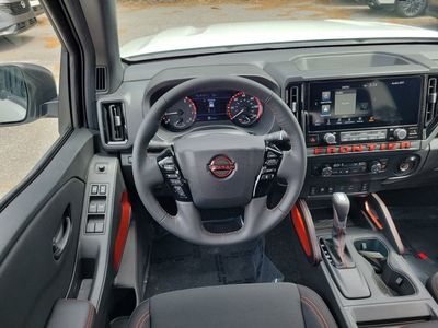 2026 Nissan Frontier - Photo 22
