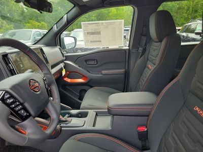 2026 Nissan Frontier - Photo 8