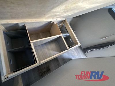 2026 Coachmen RV Catalina Summit Series 8 — photo 42 view