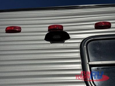 2026 Coachmen RV Catalina Summit Series 8 — photo 16 view