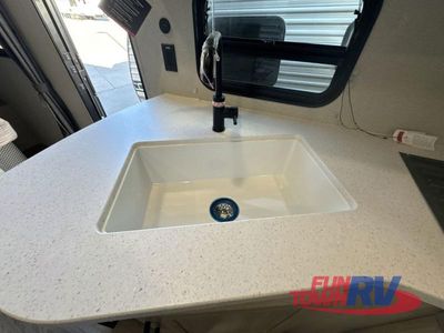 2026 Coachmen RV Catalina Summit Series 8 — photo 20 view