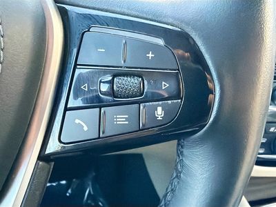 2023 BMW 5 Series — photo 38 view