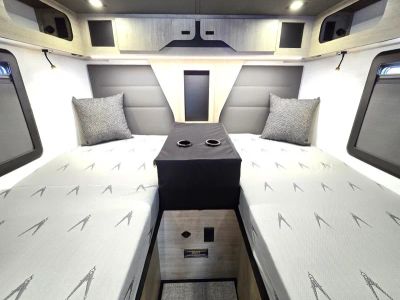 2026 Grand Design LINEAGE SERIES M - Photo 14
