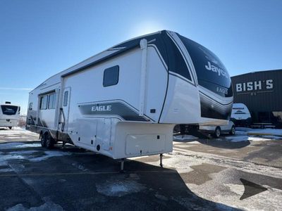 2026 Jayco Eagle — front three-quarter view