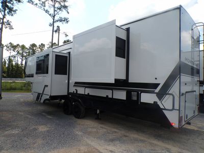 2026 Keystone Montana - Photo 4