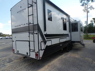 2026 Keystone Montana - Photo 2