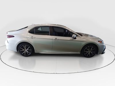 2024 Toyota Camry — photo 8 view
