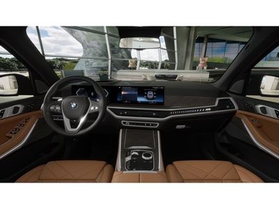2026 BMW X5 — photo 10 view