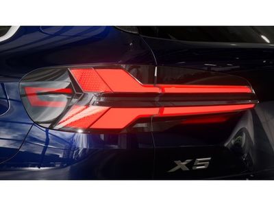 2026 BMW X5 — photo 8 view