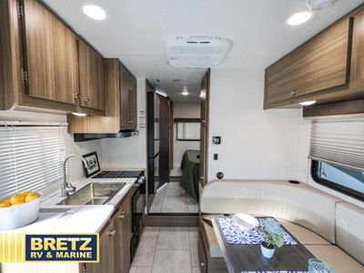 2026 Coachmen RV Freelander — photo 14 view