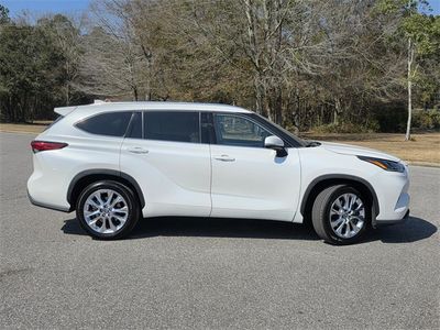 2021 Toyota Highlander - Photo 40