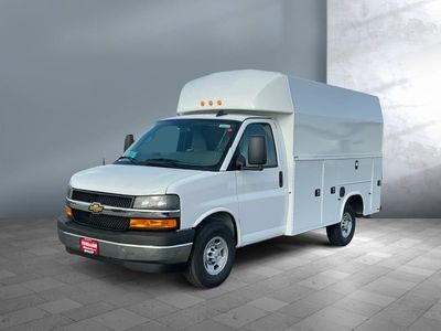 2025 Chevrolet Express Commercial Cutaway — front three-quarter view