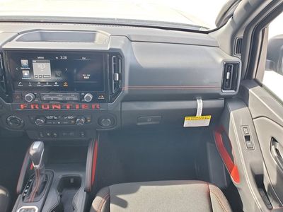2026 Nissan Frontier - Photo 17