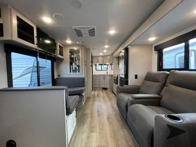 2026 Jayco Jay Feather — photo 14 view