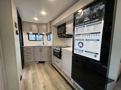 2026 Jayco Jay Feather — photo 19 view