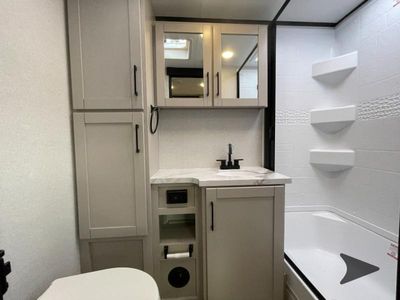 2026 Jayco Jay Feather — photo 32 view