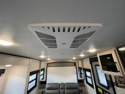 2026 Jayco Jay Feather — photo 28 view