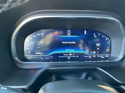 2022 Chevrolet Suburban - Photo 9