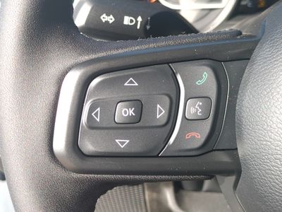 2026 Jeep Gladiator — photo 26 view