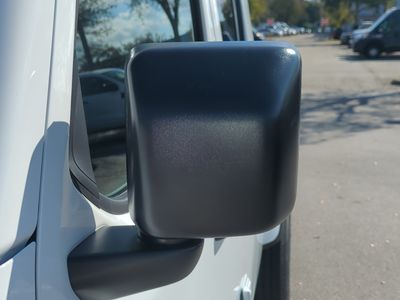 2026 Jeep Gladiator — photo 12 view